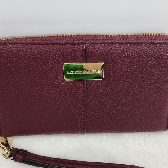 Liz Claiborne Erica Zip Around Faux Leather Gold Dark Wine Wristlet Wallet - Picture 3 of 16